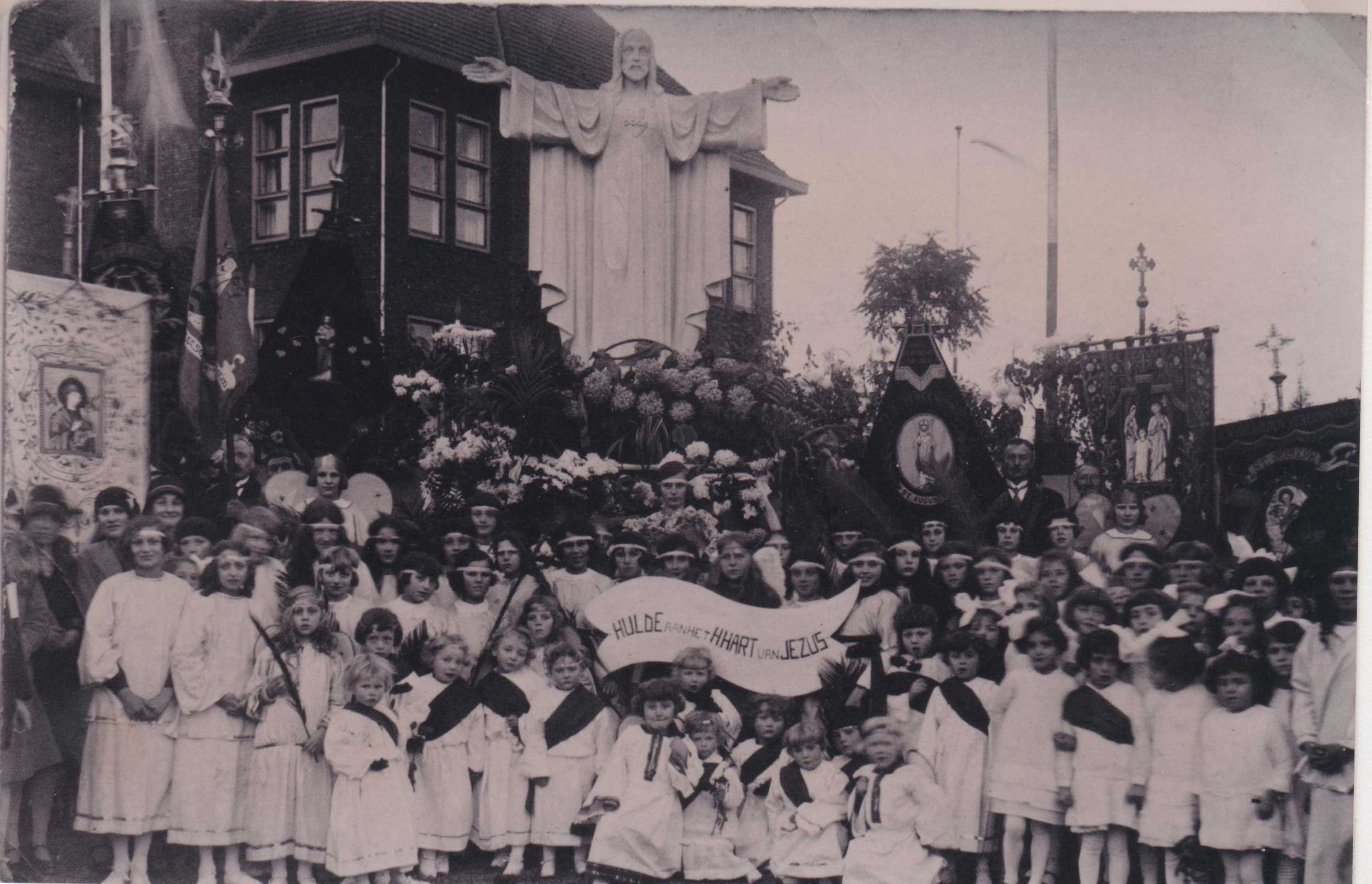 1931-1eHeiligHarthulde